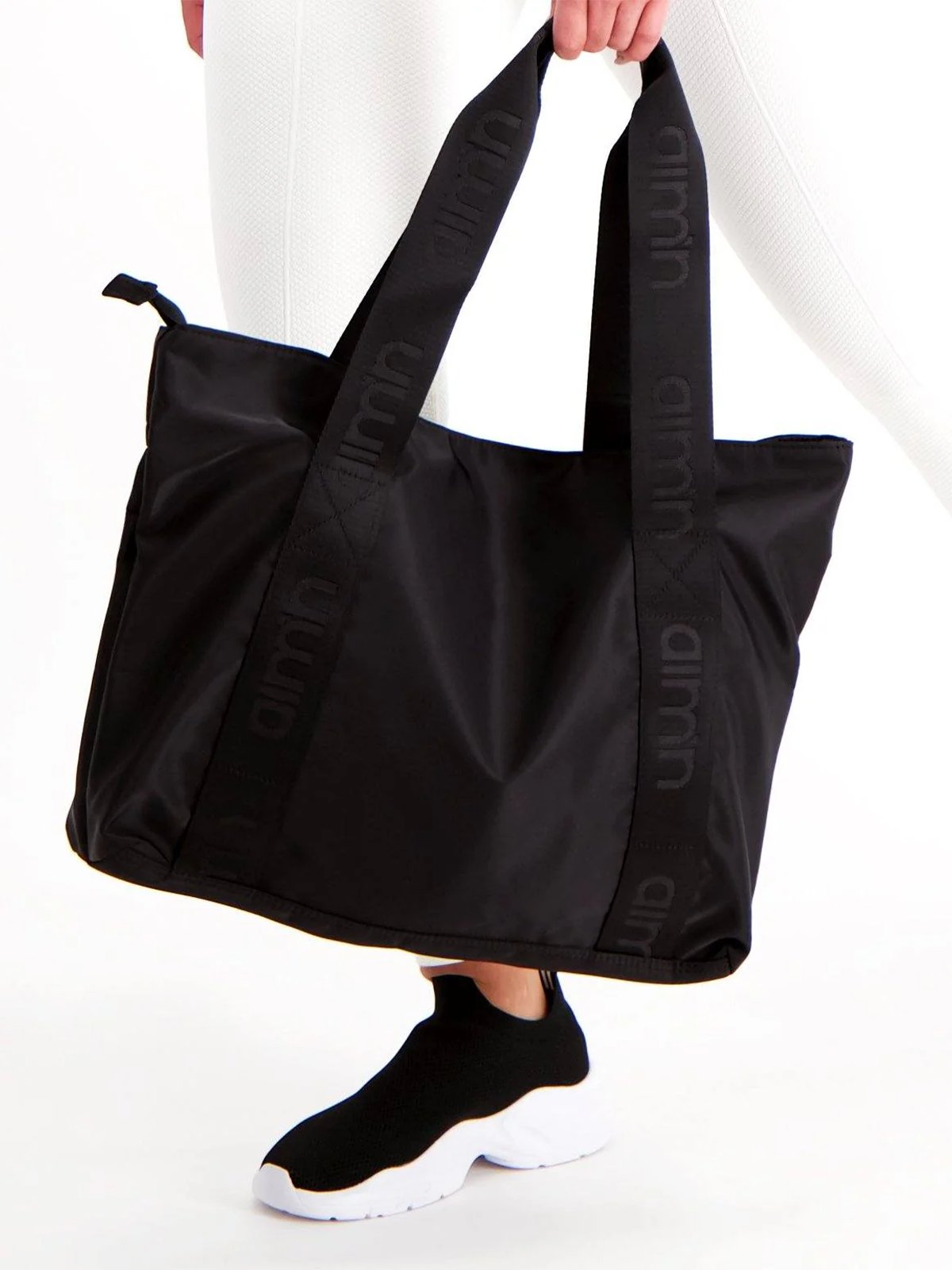 Aim'n Tote Bag Black