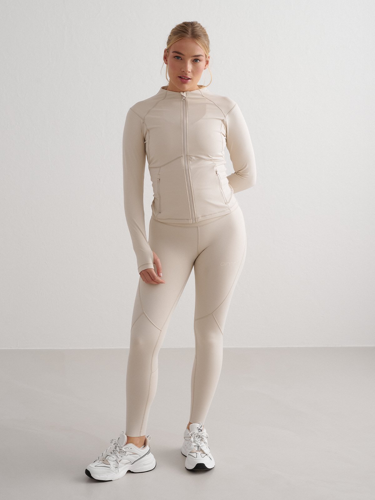 Aim'n Sculpting Zip Jacket Clay