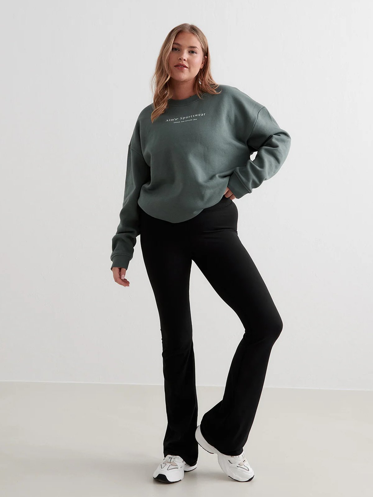 Aim'n Serif Sweatshirt Sage