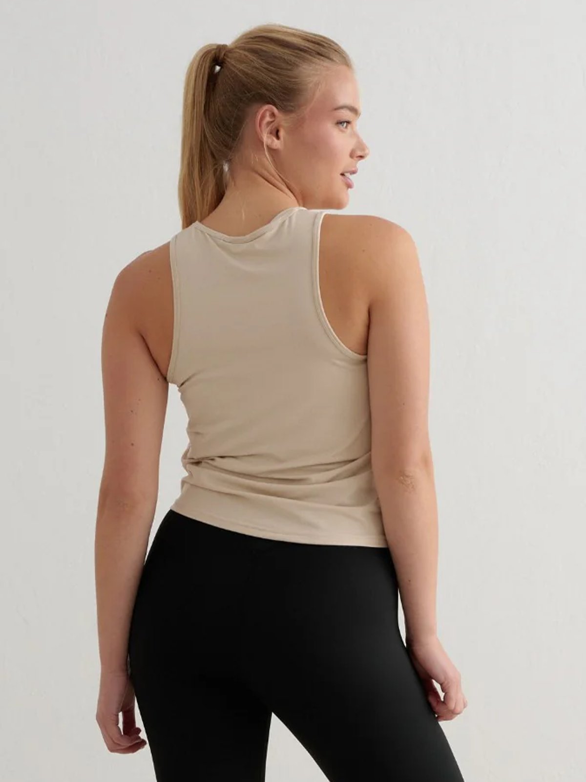 Aim'n Soft Basic Singlet Cafè au lait