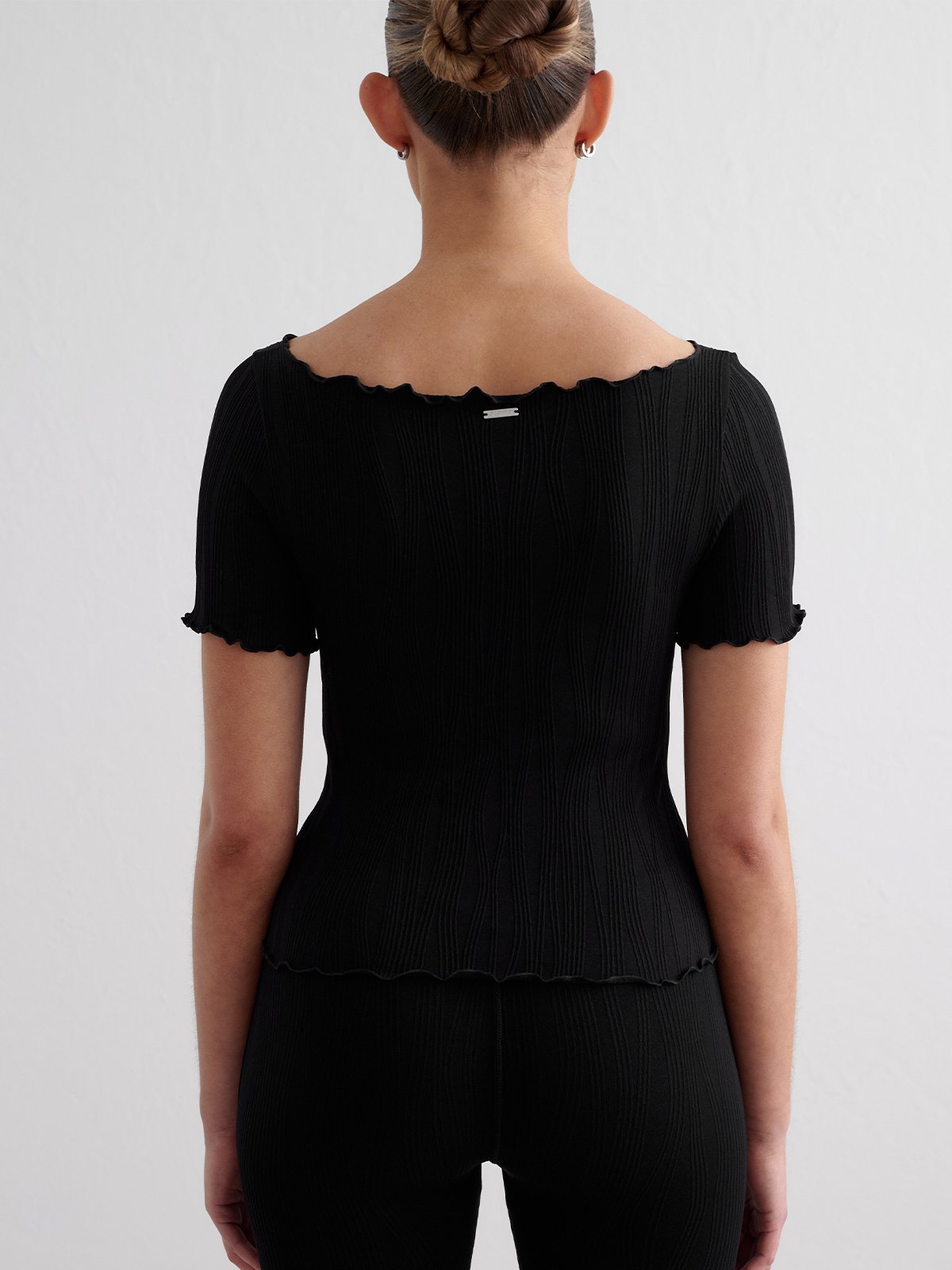 Aim'n Tulip Short Sleeve Top Black