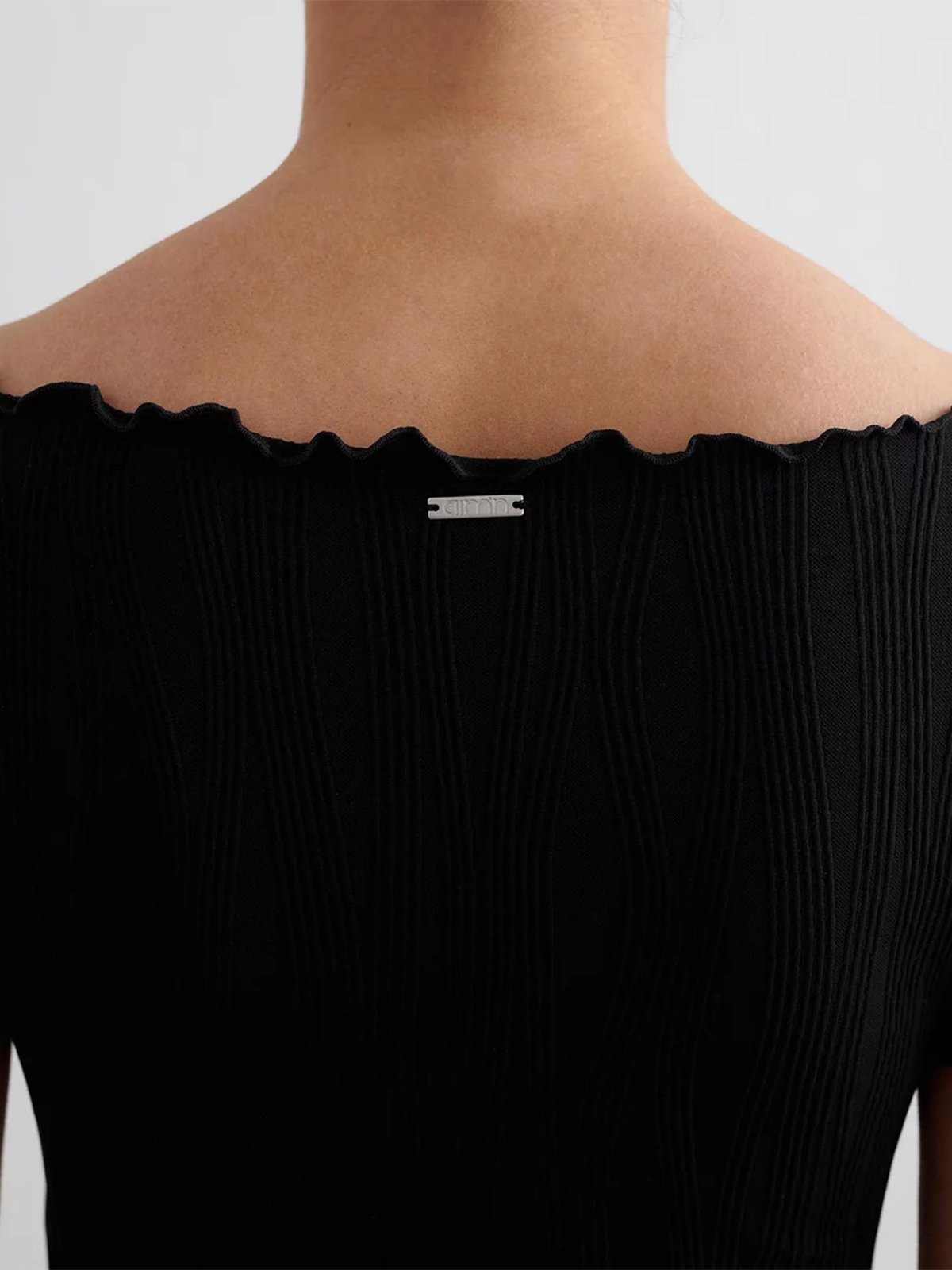 Aim'n Tulip Short Sleeve Top Black