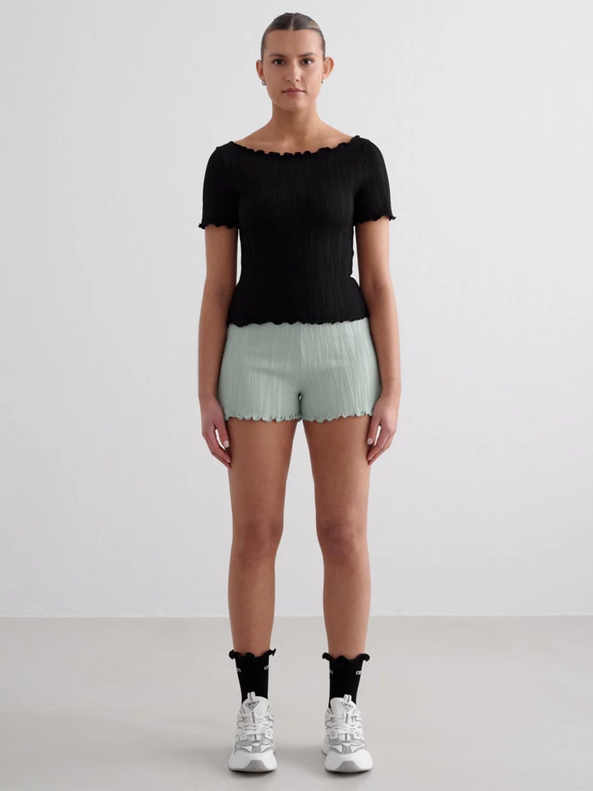 Aim'n Tulip Short Sleeve Top Black