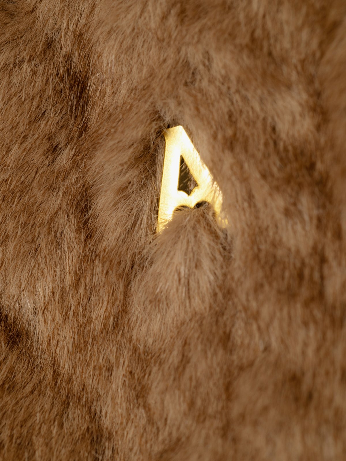 Arnie Says Noella Plush Beige