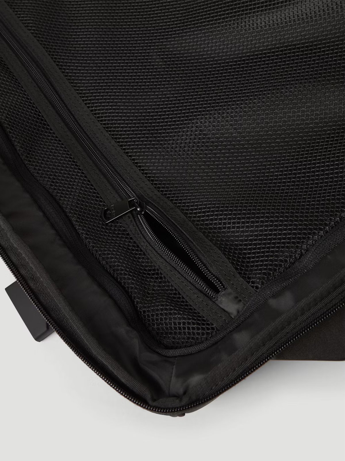 Björn Borg Travel Trolley L Black Beauty