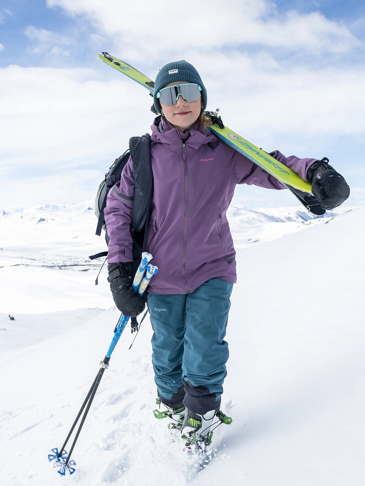 Bergans Oppdal Insulated Youth Girl Jacket Dark Ruby Purple