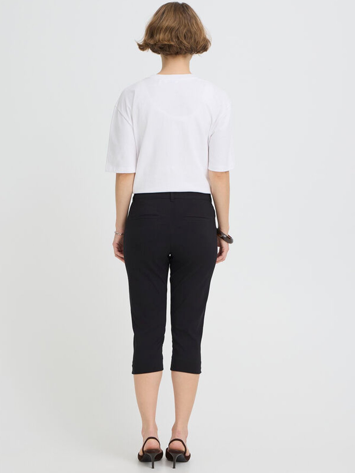 B.YOUNG Dixi Capri Pants Black
