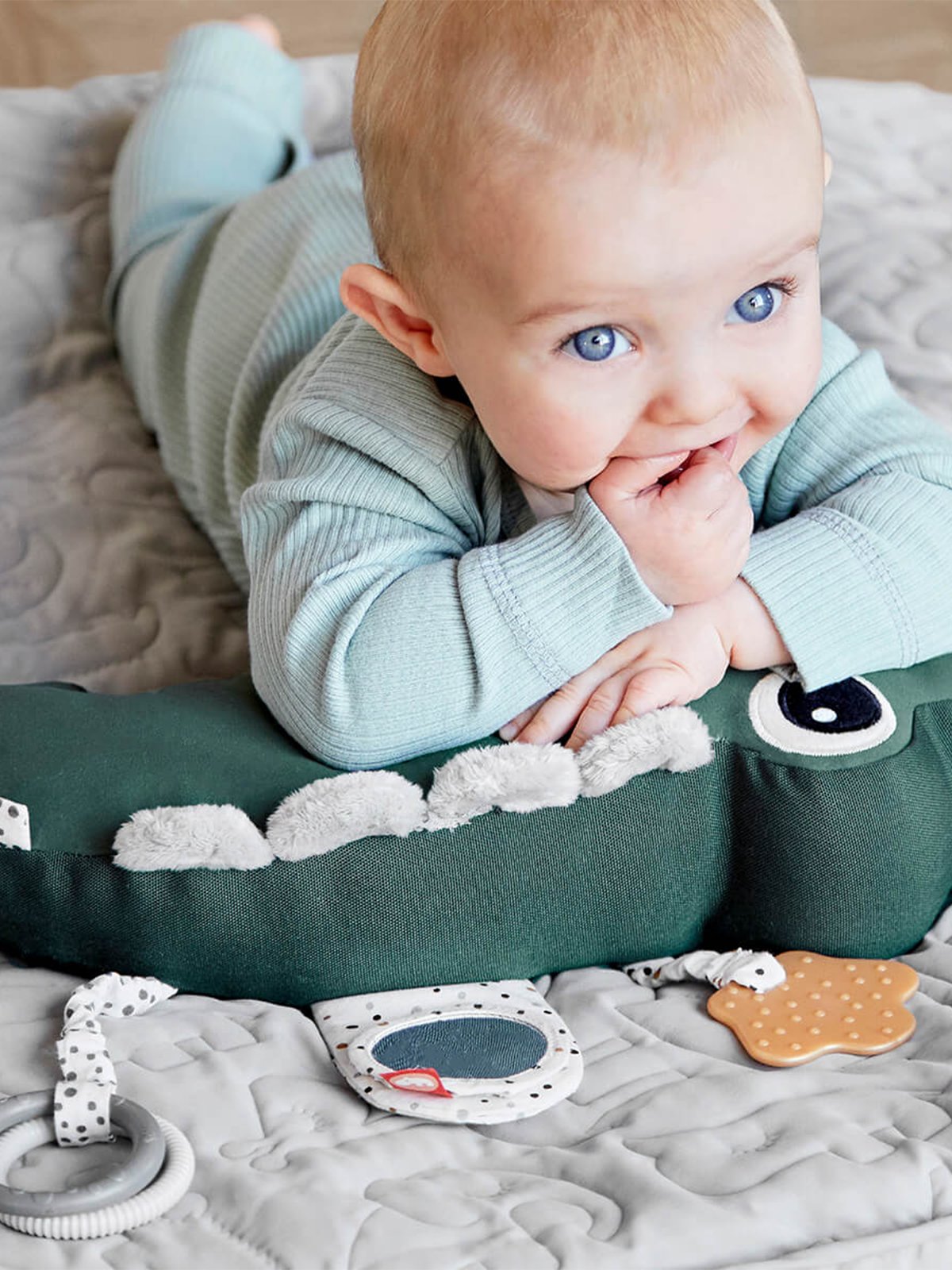 Done by Deer Tummy time activity toy Croco Green