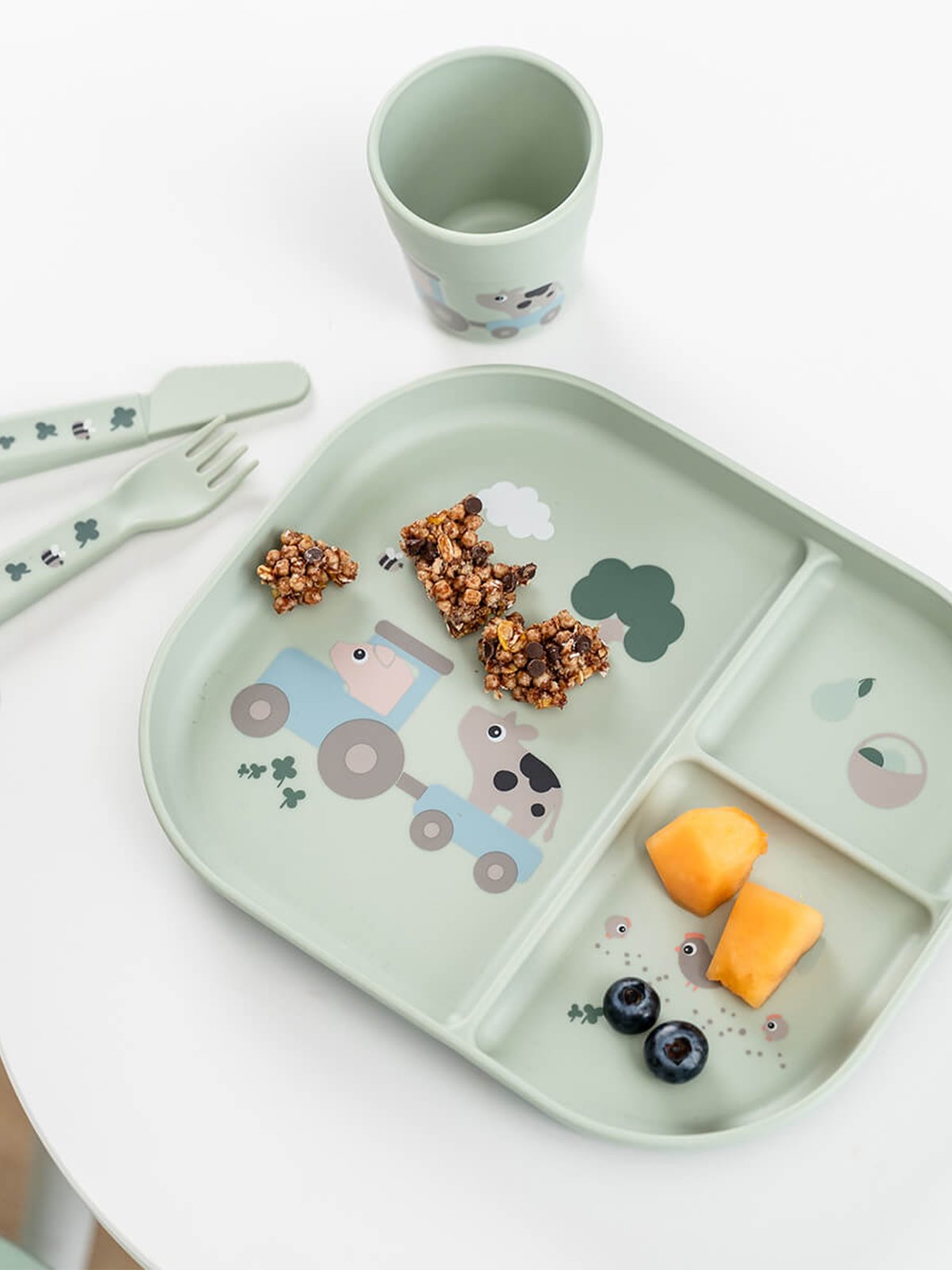 Done by Deer Foodie dinner set w/suction Tiny farm Green