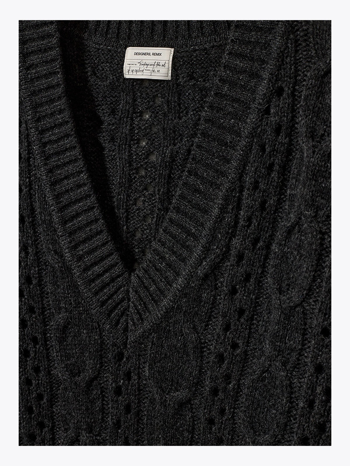 DESIGNERS REMIX Daze Cable V-neck Grå