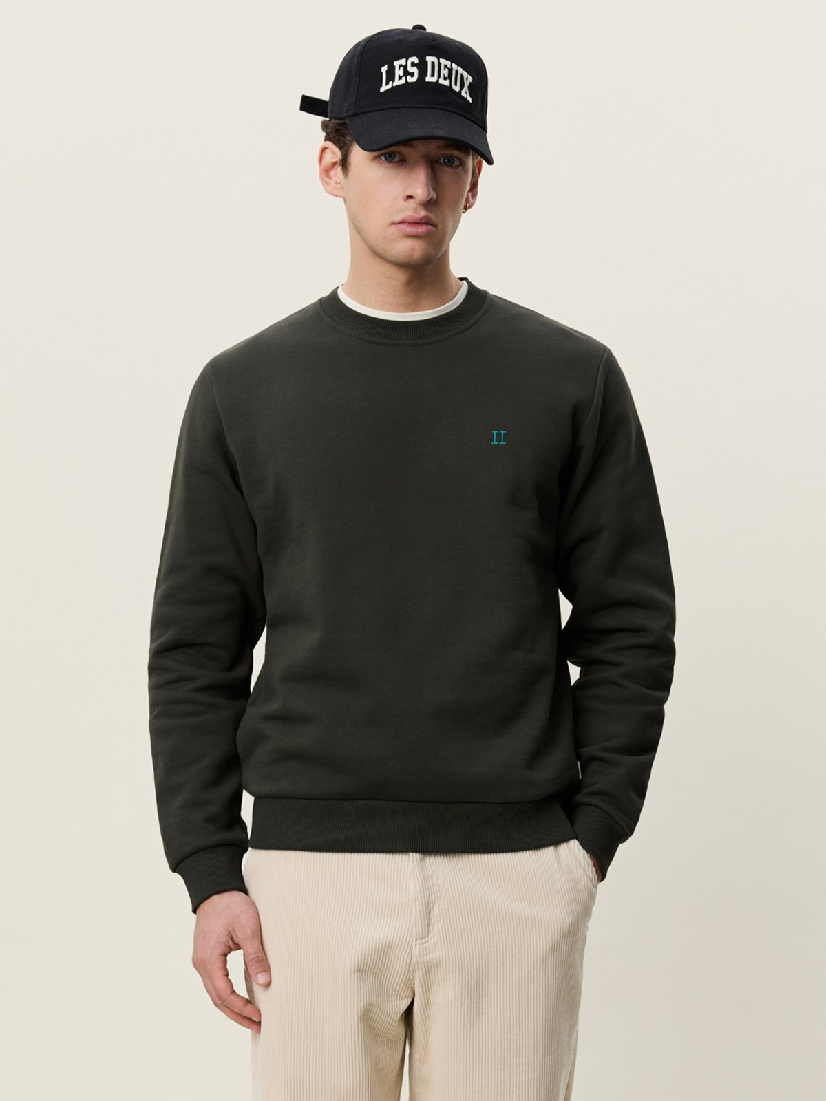Les Deux Core Seasonal Sweatshirt Rosin Green