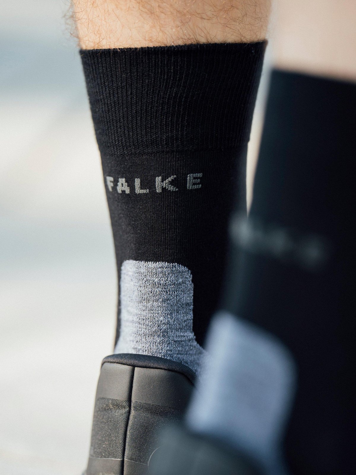 Falke Endurance Man Black-mix