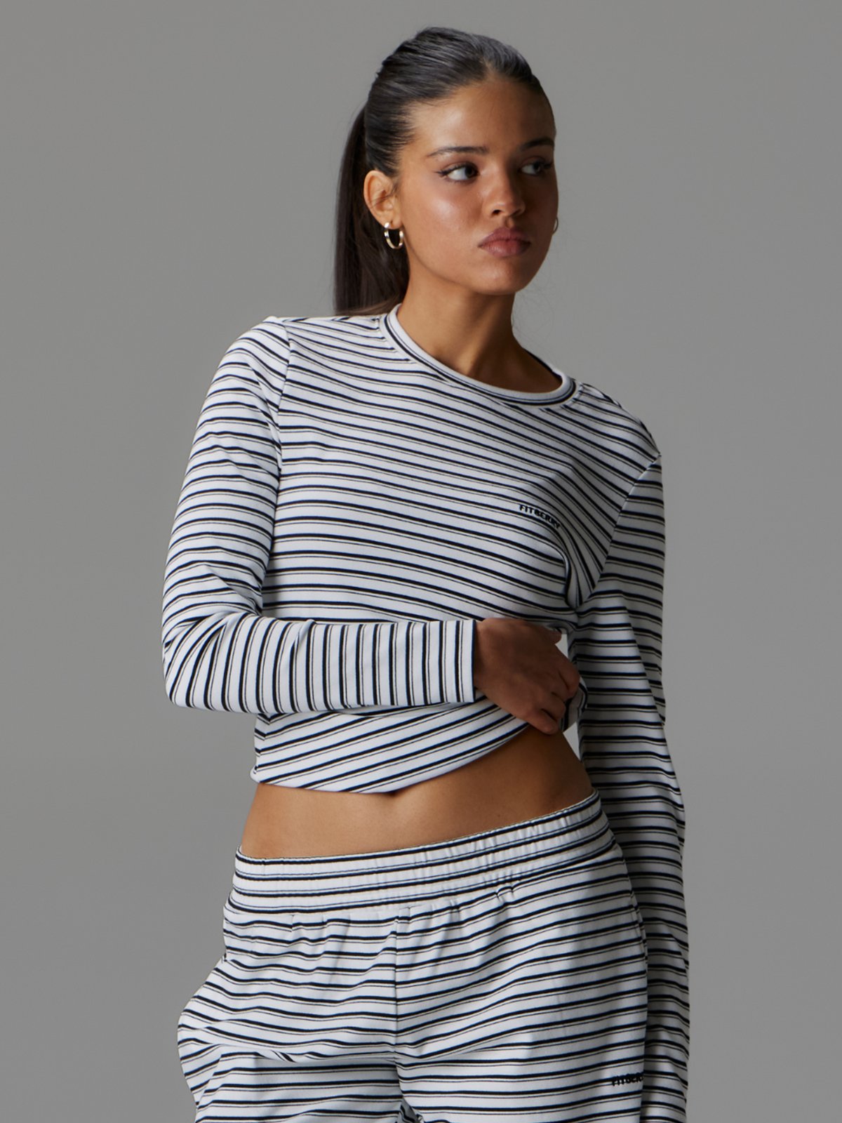 Fitberry Palmer Soft Stripe Top White / Black