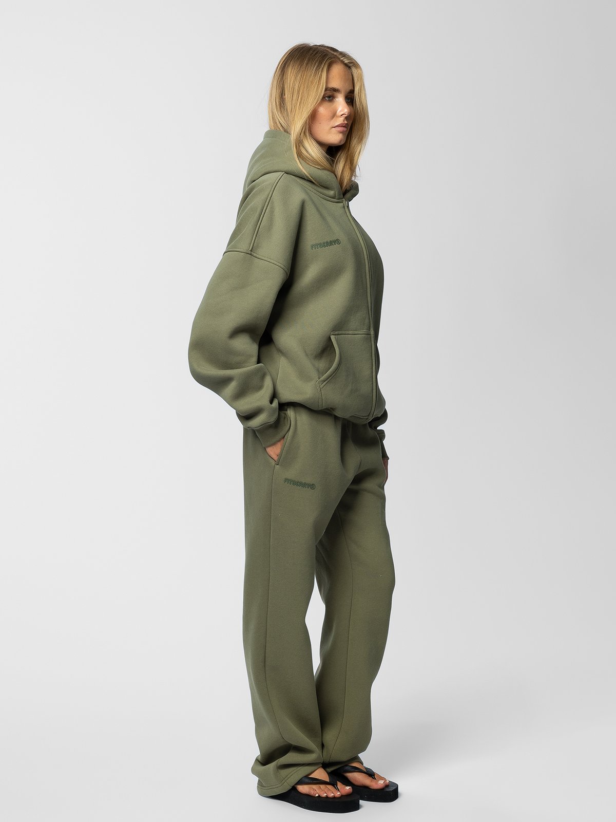Fitberry Signature Oversized Zip Hoodie Olive