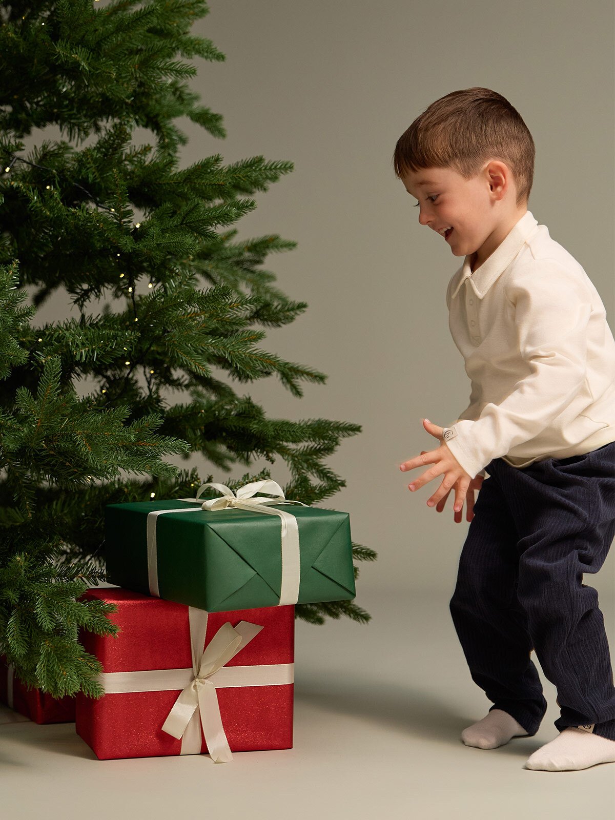 Gullkorn Sebastian Genser Varm Hvit