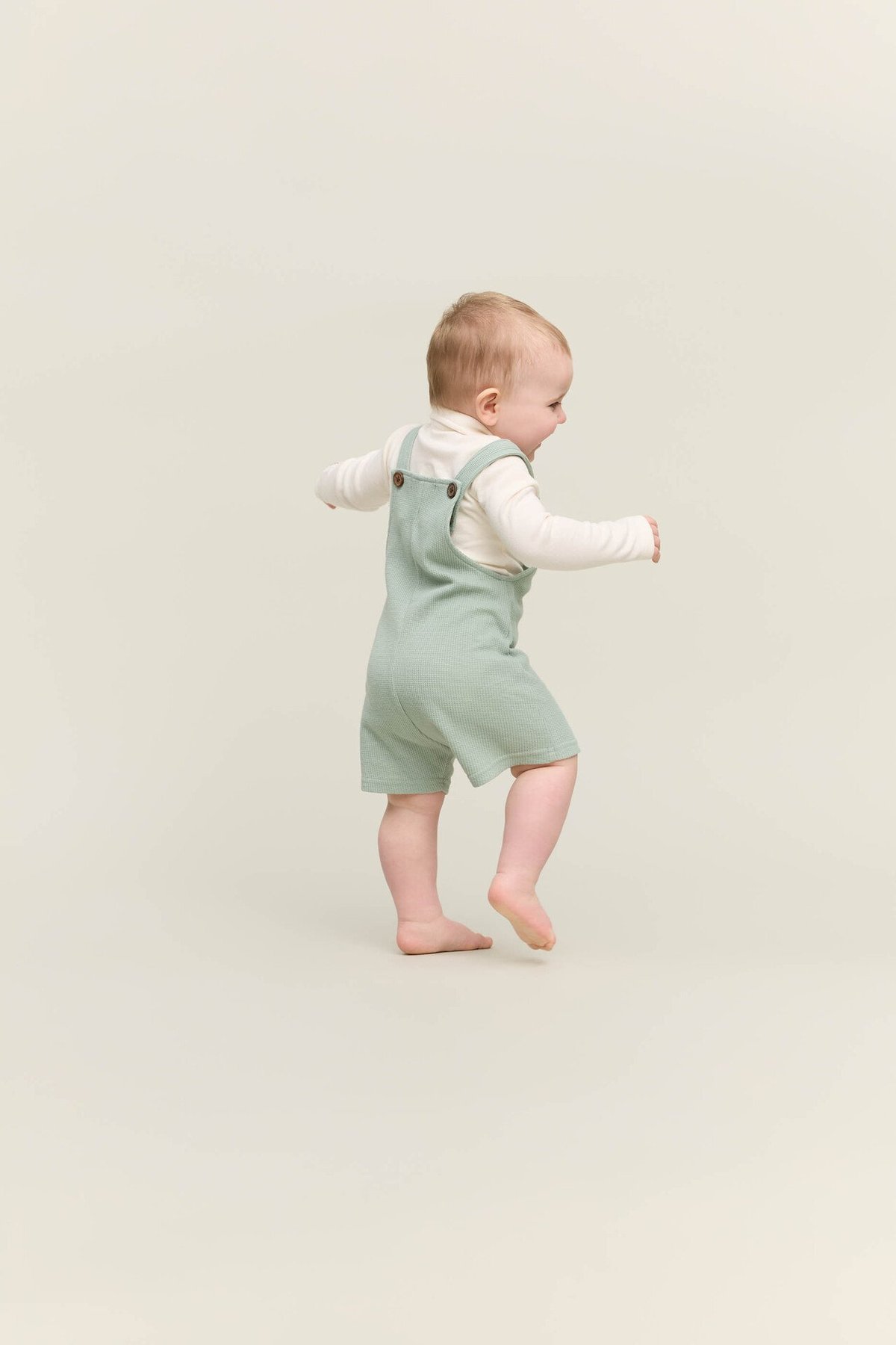 Gullkorn Basal Baby Shorts Grågrønn