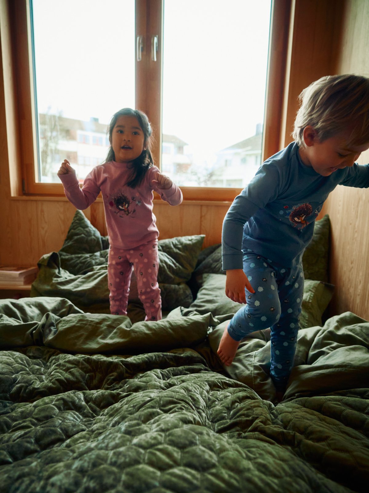 Gullkorn Bukkene Pysjamas Tåkerosa