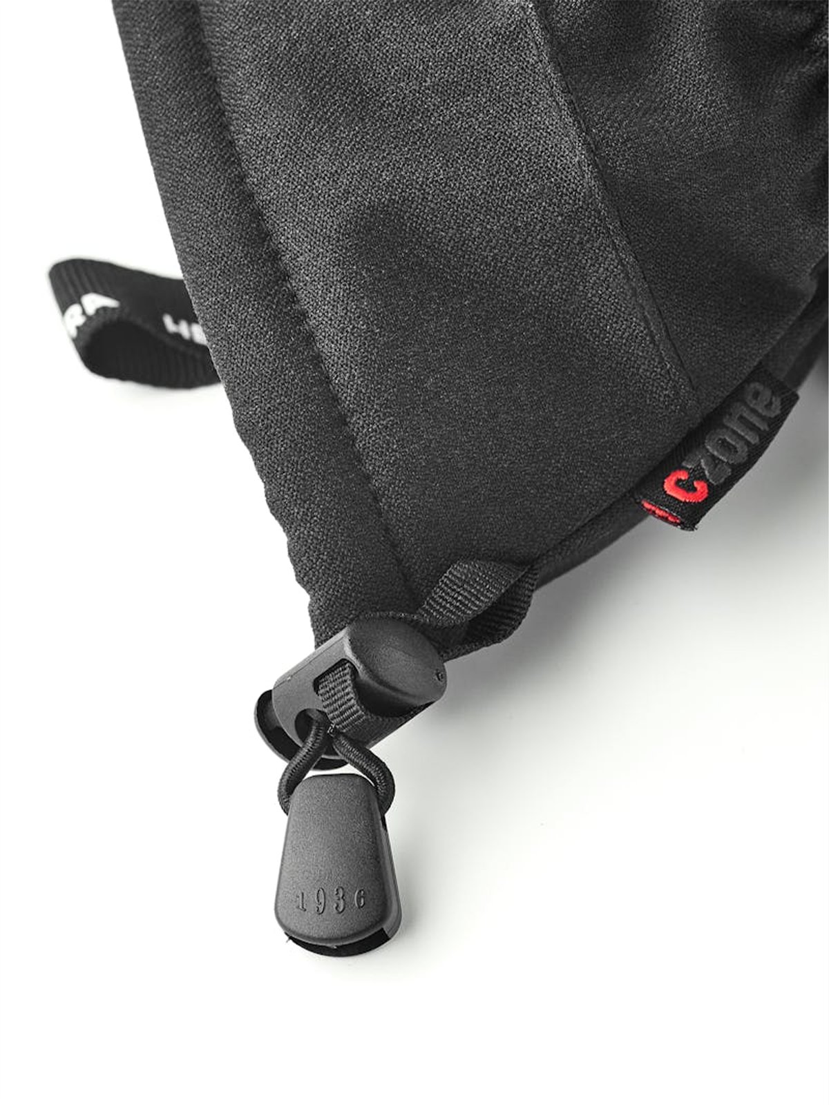 Hestra Czone Mountain Black