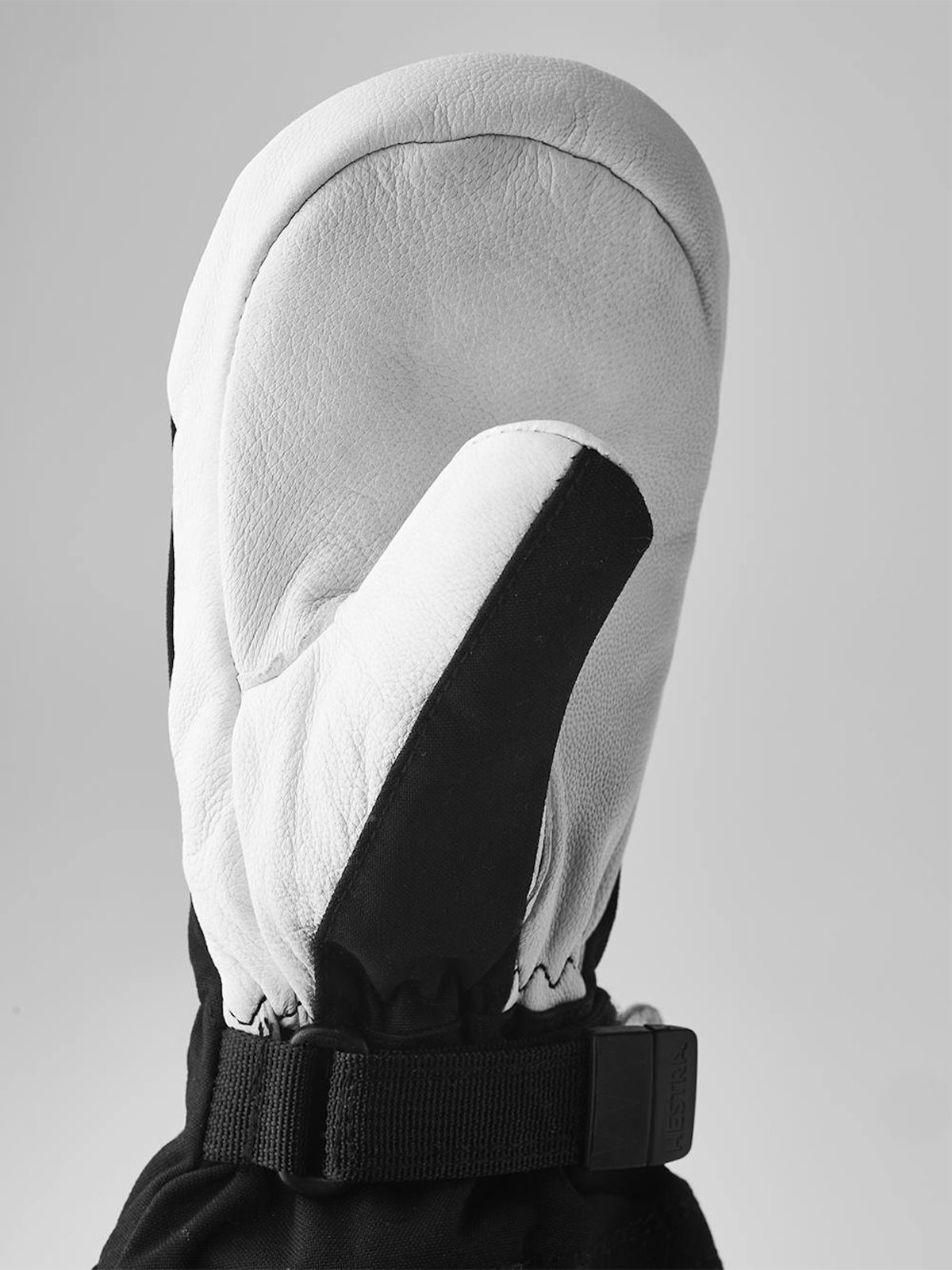 Hestra Army Leather Heli Ski Junior mitt Black