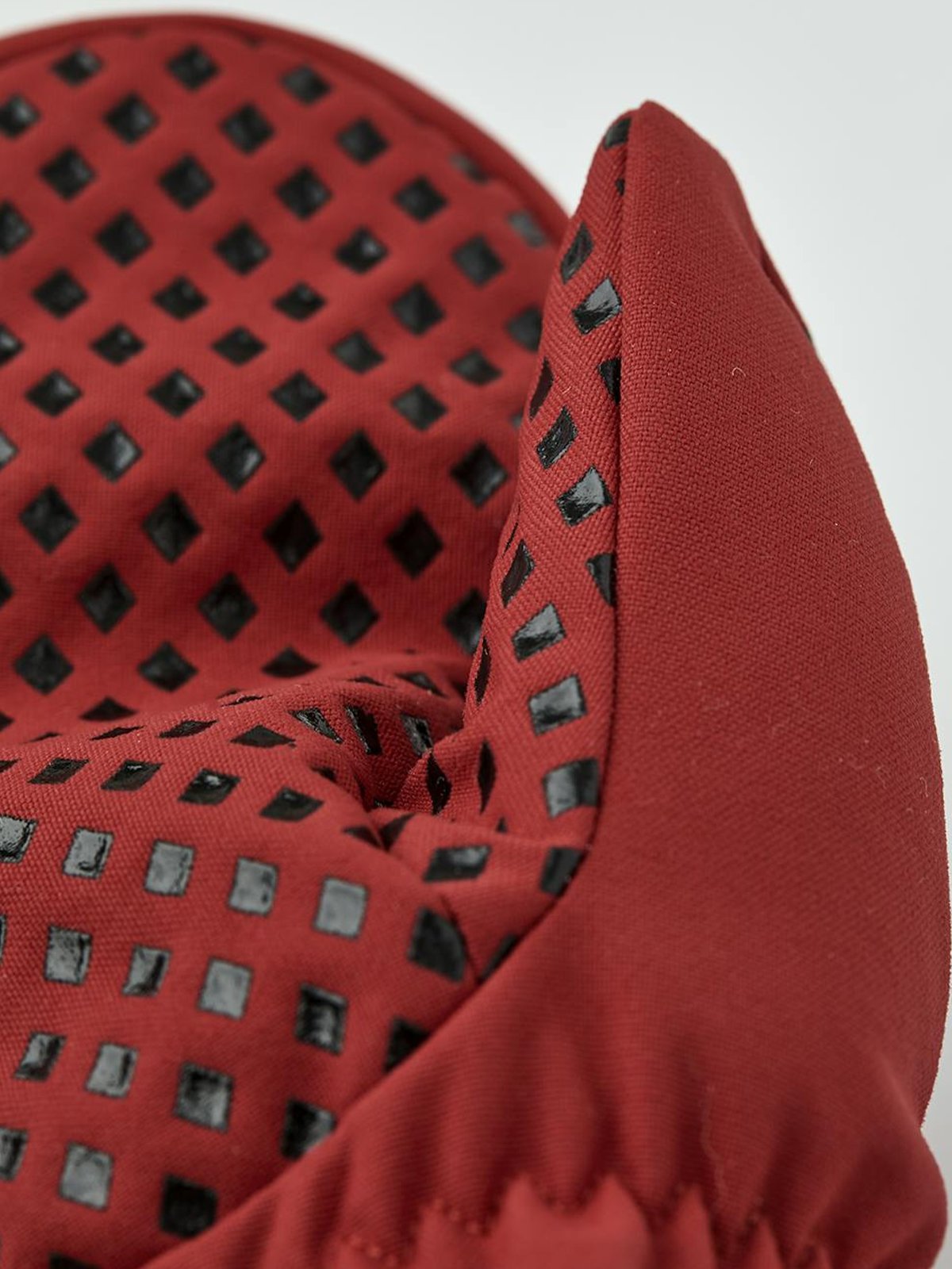 Hestra Fjellvotten Sr. Mitt Red