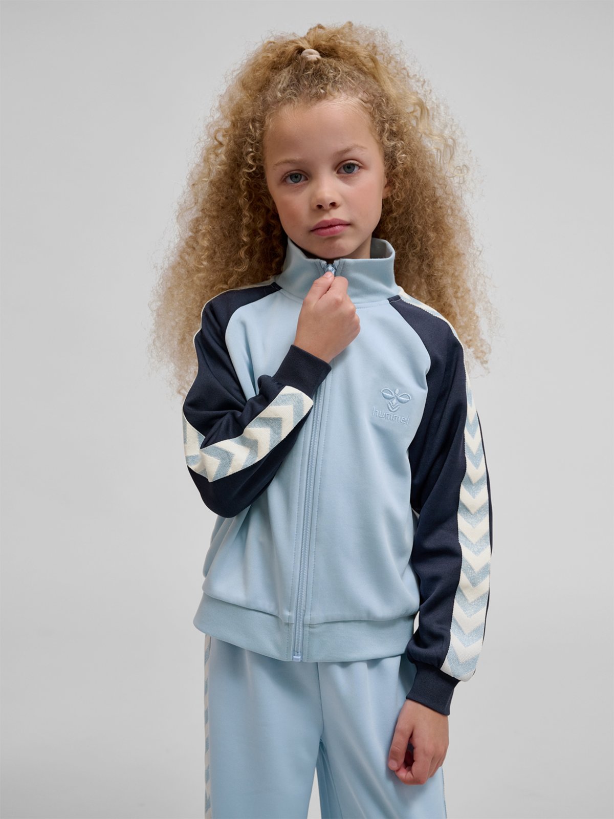Hummel Daily Zip Jacket Skyway