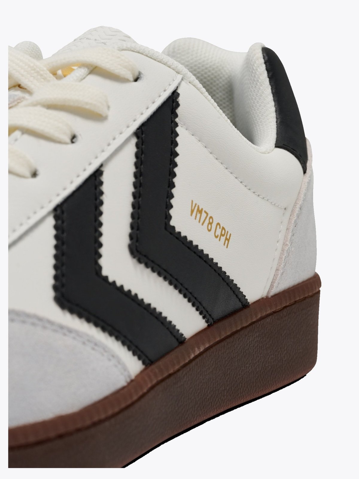 Hummel VM78 CPH LS White / Black