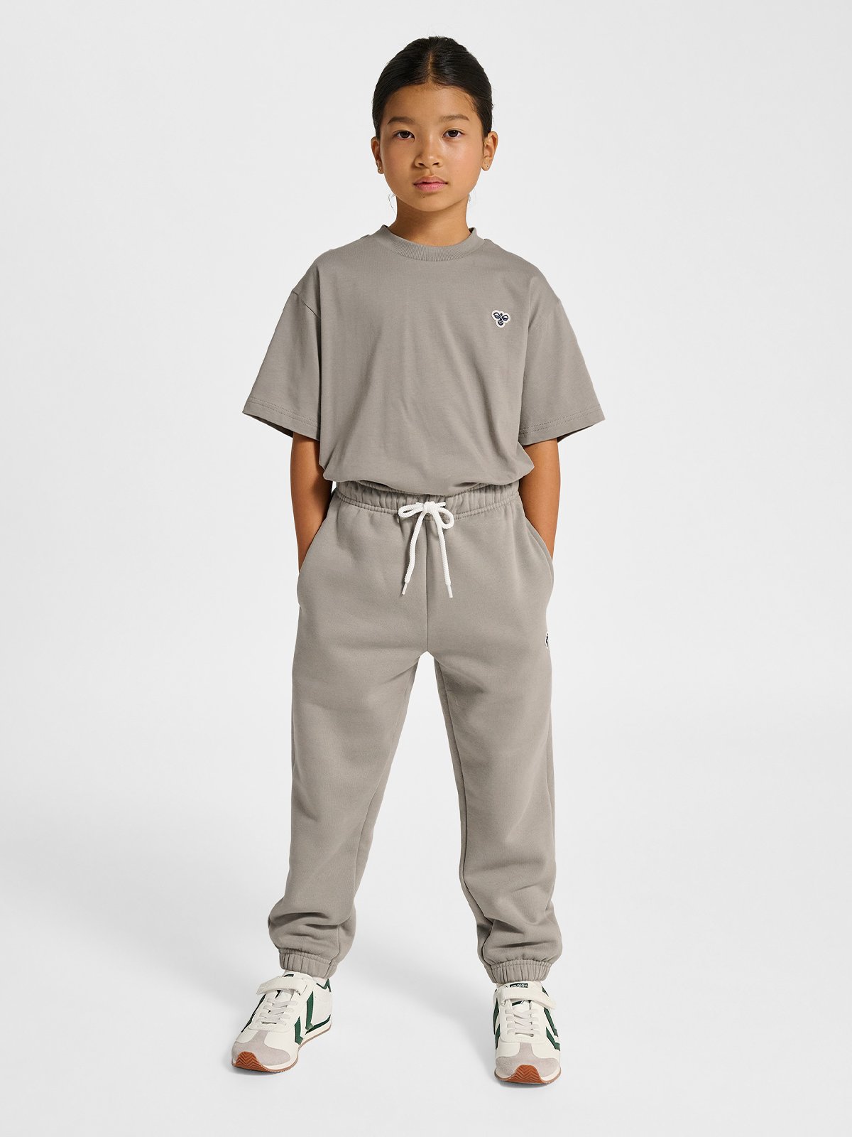 Hummel Junior Loose Sweatpants Bee Rock Ridge