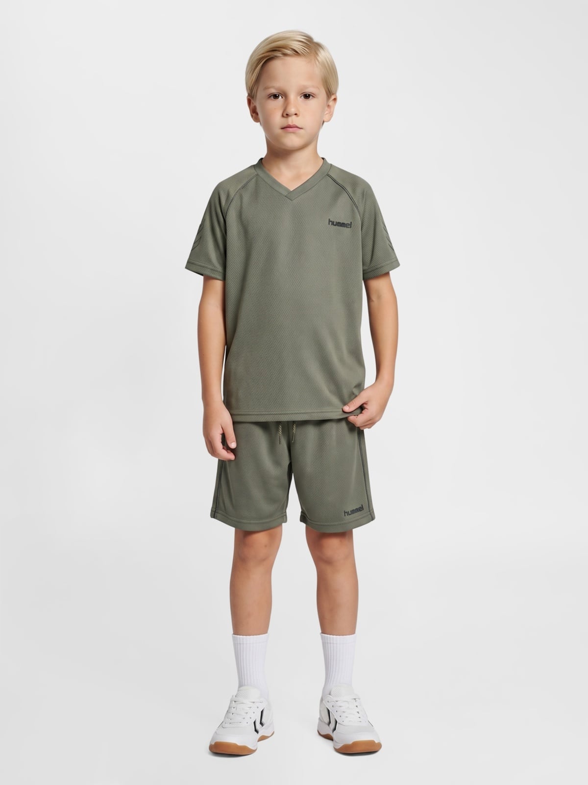 Hummel Junior Regular Active Shorts Castor Gray