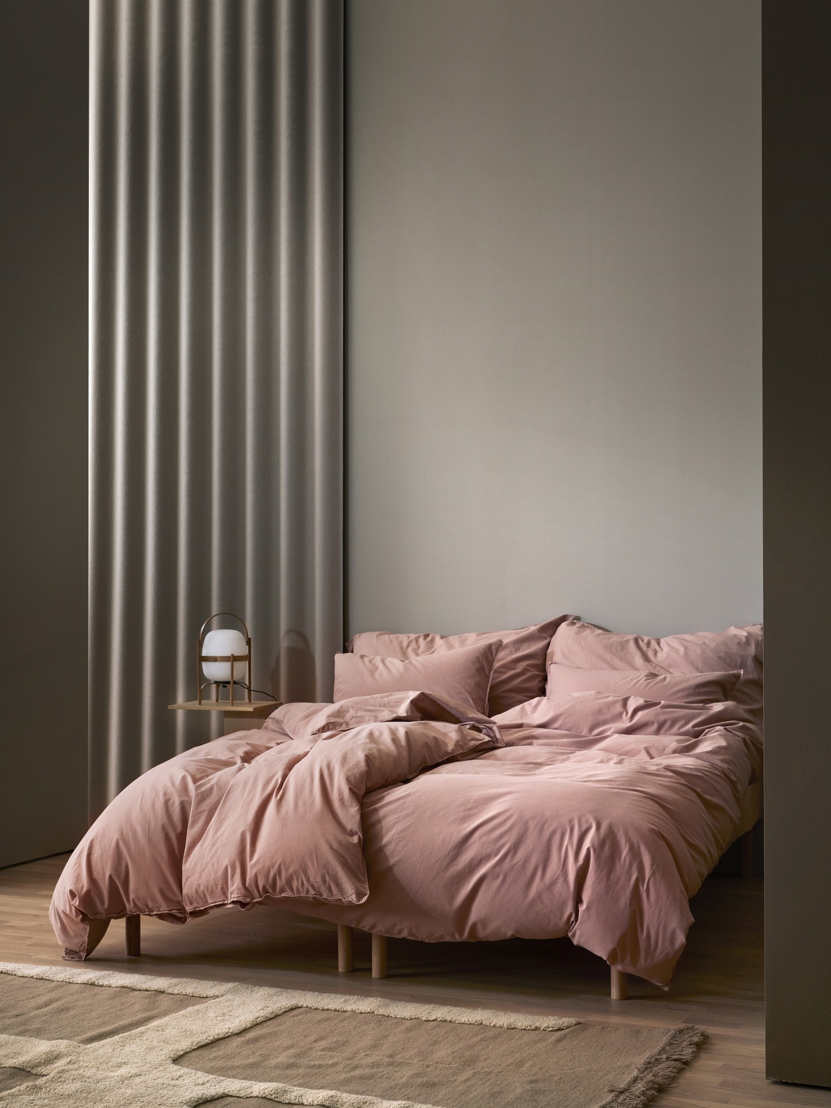 Høie Frøya sett 140x220/50x70 Varm rosa
