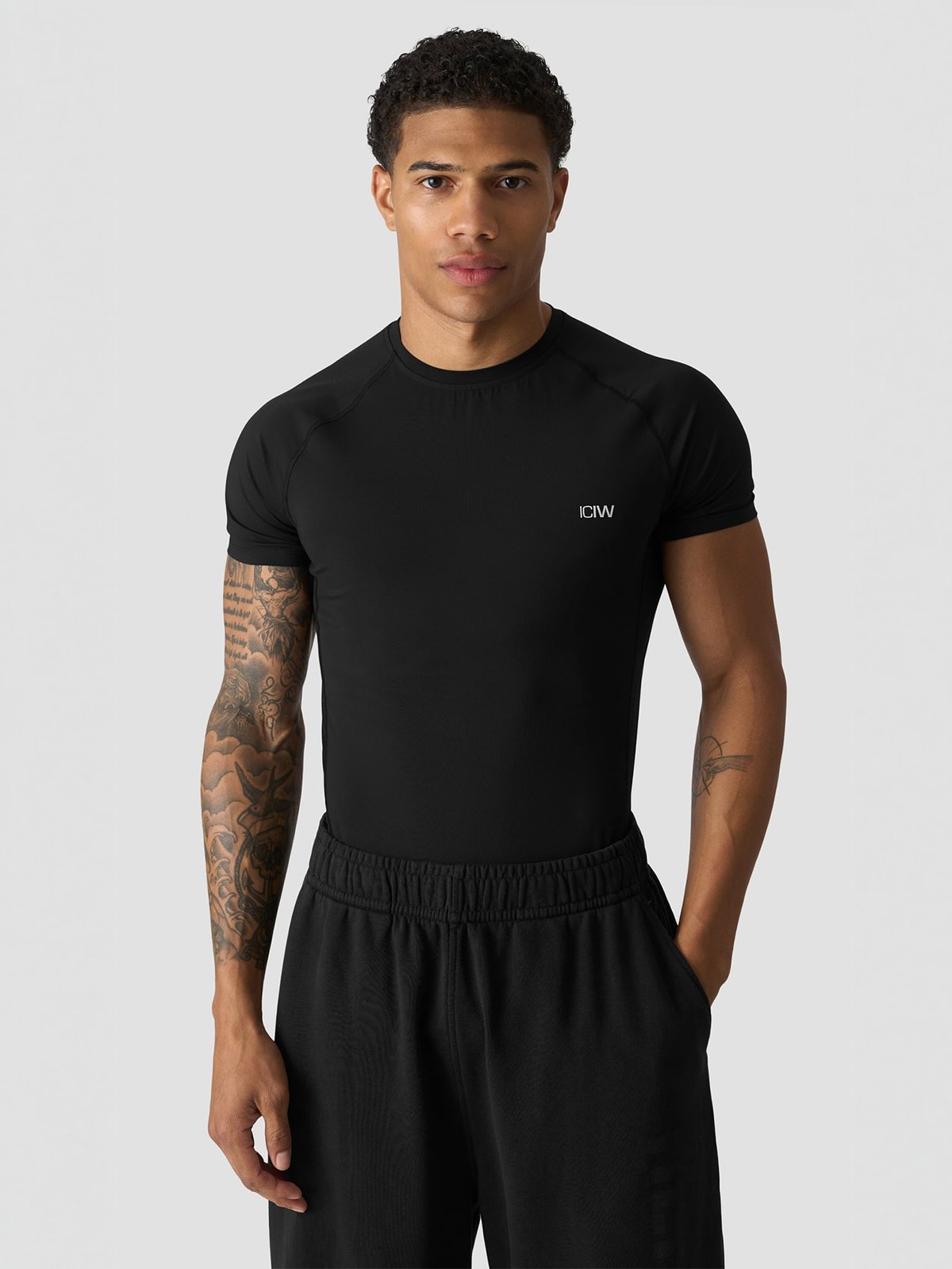 ICIW Stride Muscle Fit T-Shirt Black