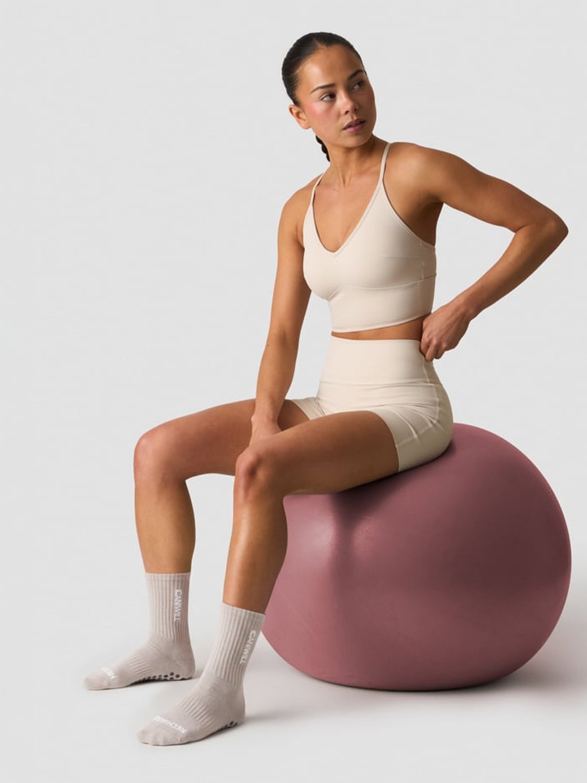 ICIW Nimble Adjustable Strappy Sports Bra Stone Grey