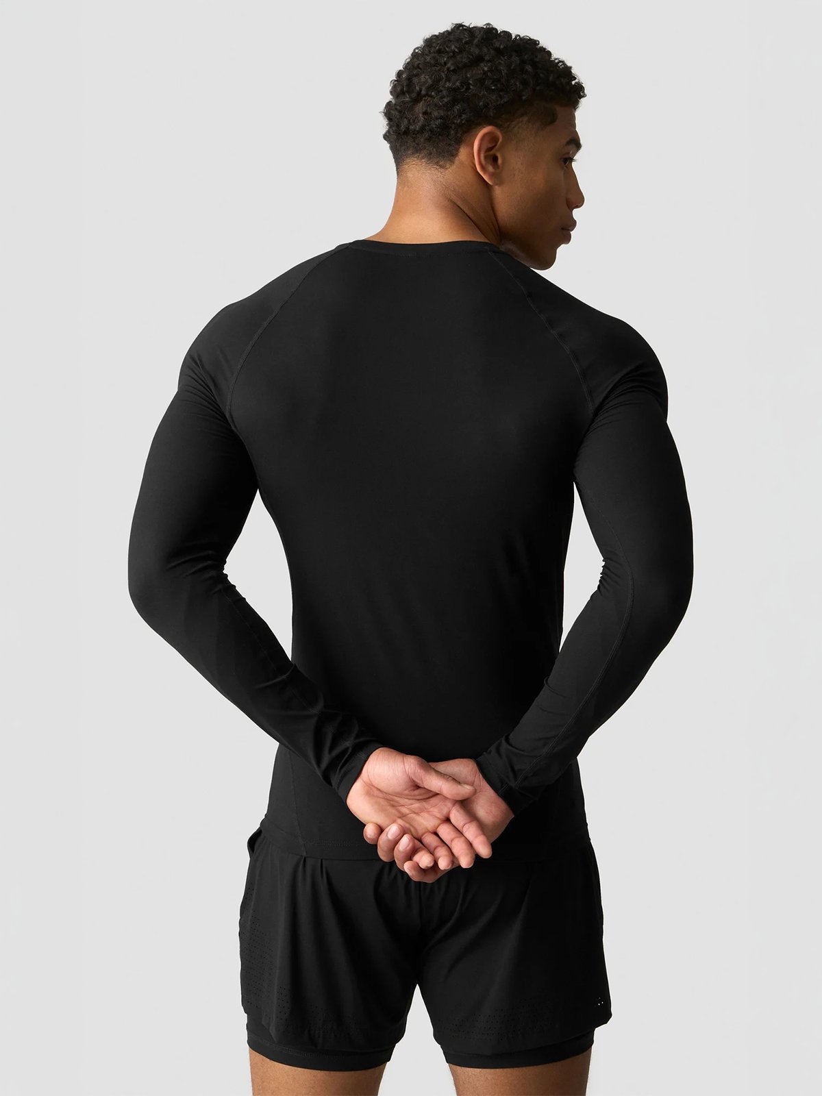 ICIW Ignite Muscle Fit Long Sleeve Black
