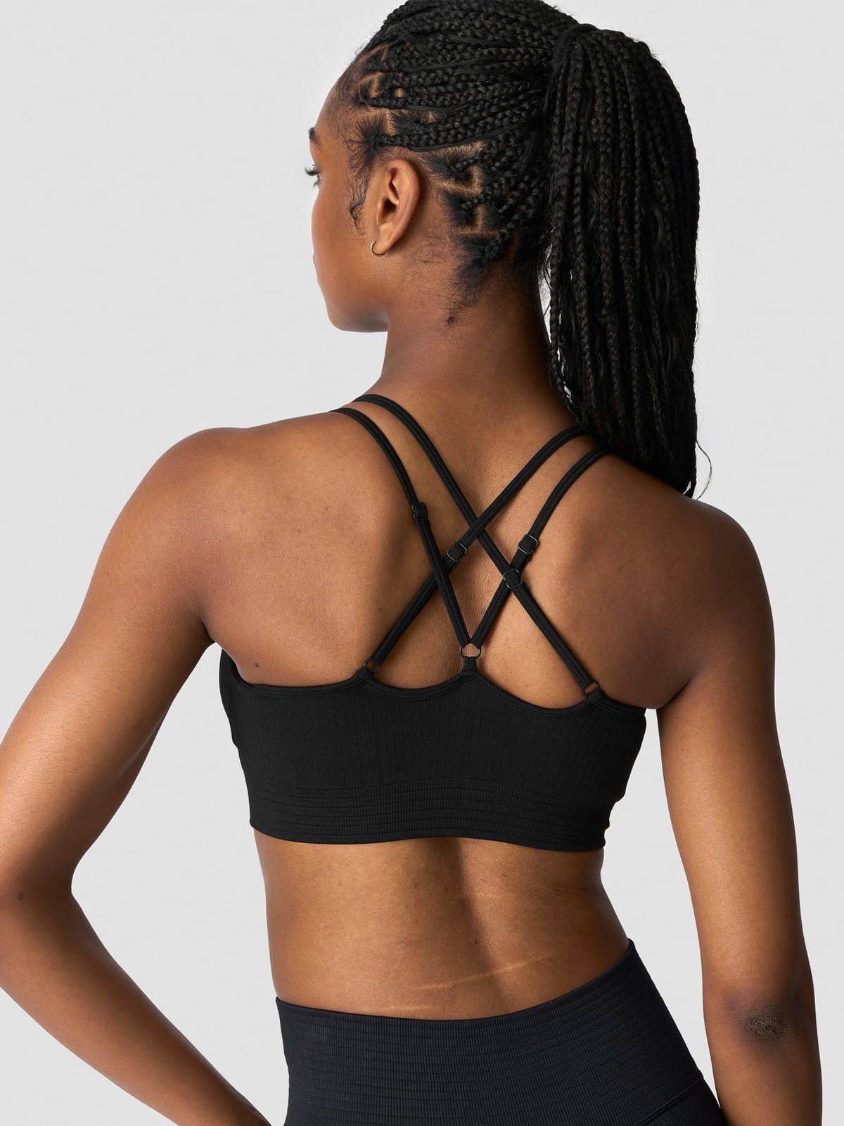 ICIW Define Seamless V-Neck Sports Bra Black