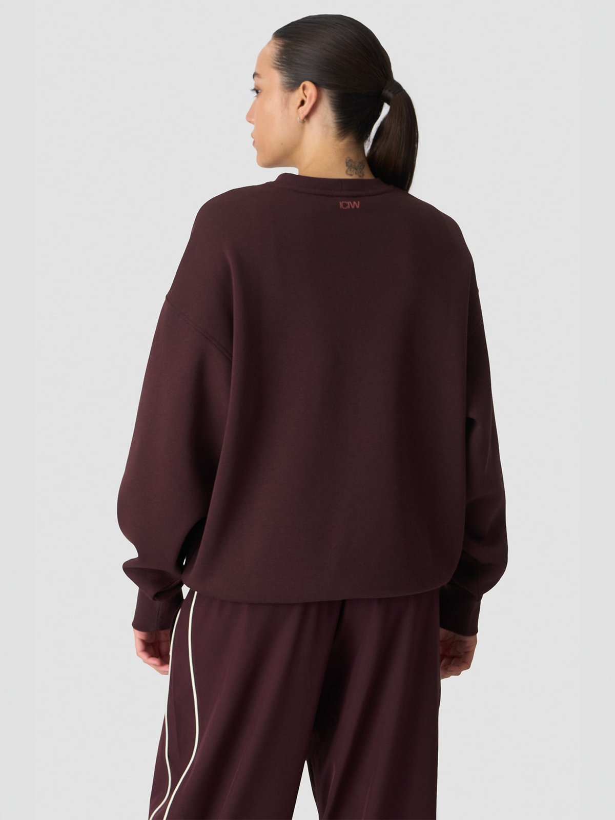 ICIW Everyday Relaxed Crewneck Print Espresso