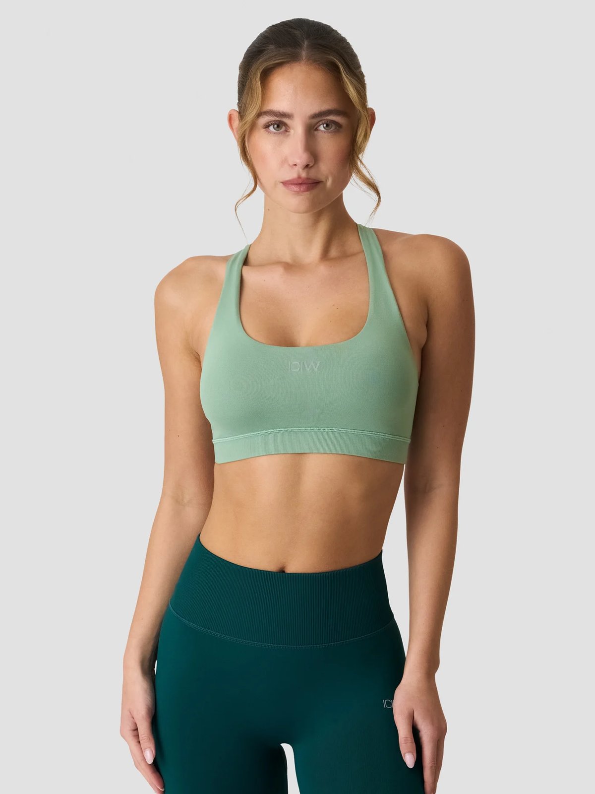 ICIW Define Seamless Racer Back Sports Bra Moss Green