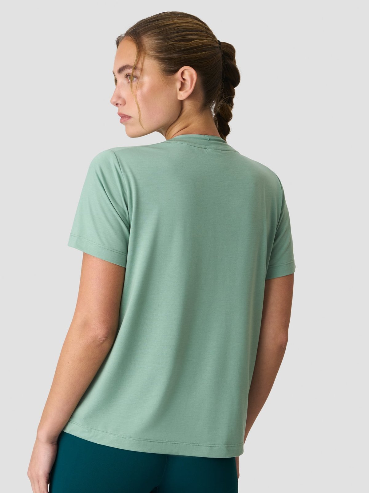 ICIW Define Loose T-Shirt Light Moss Green