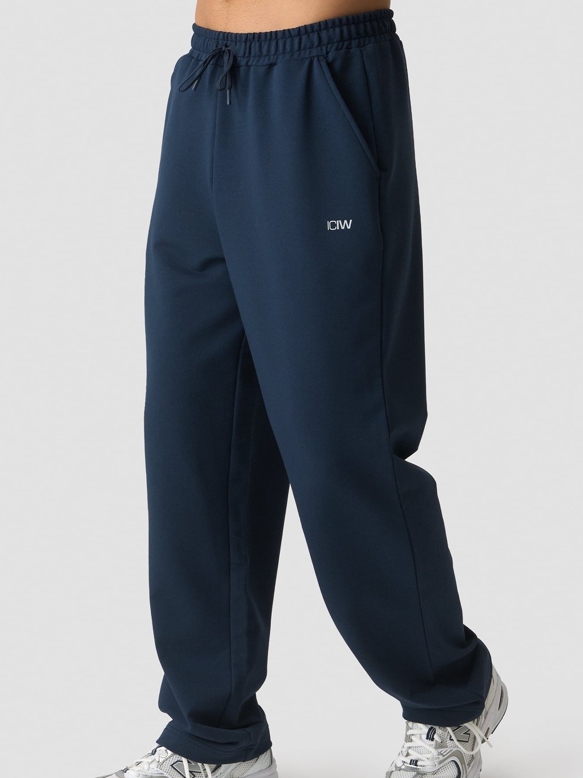 ICIW Stride Straight Leg Sweat Pants Midnight Blue