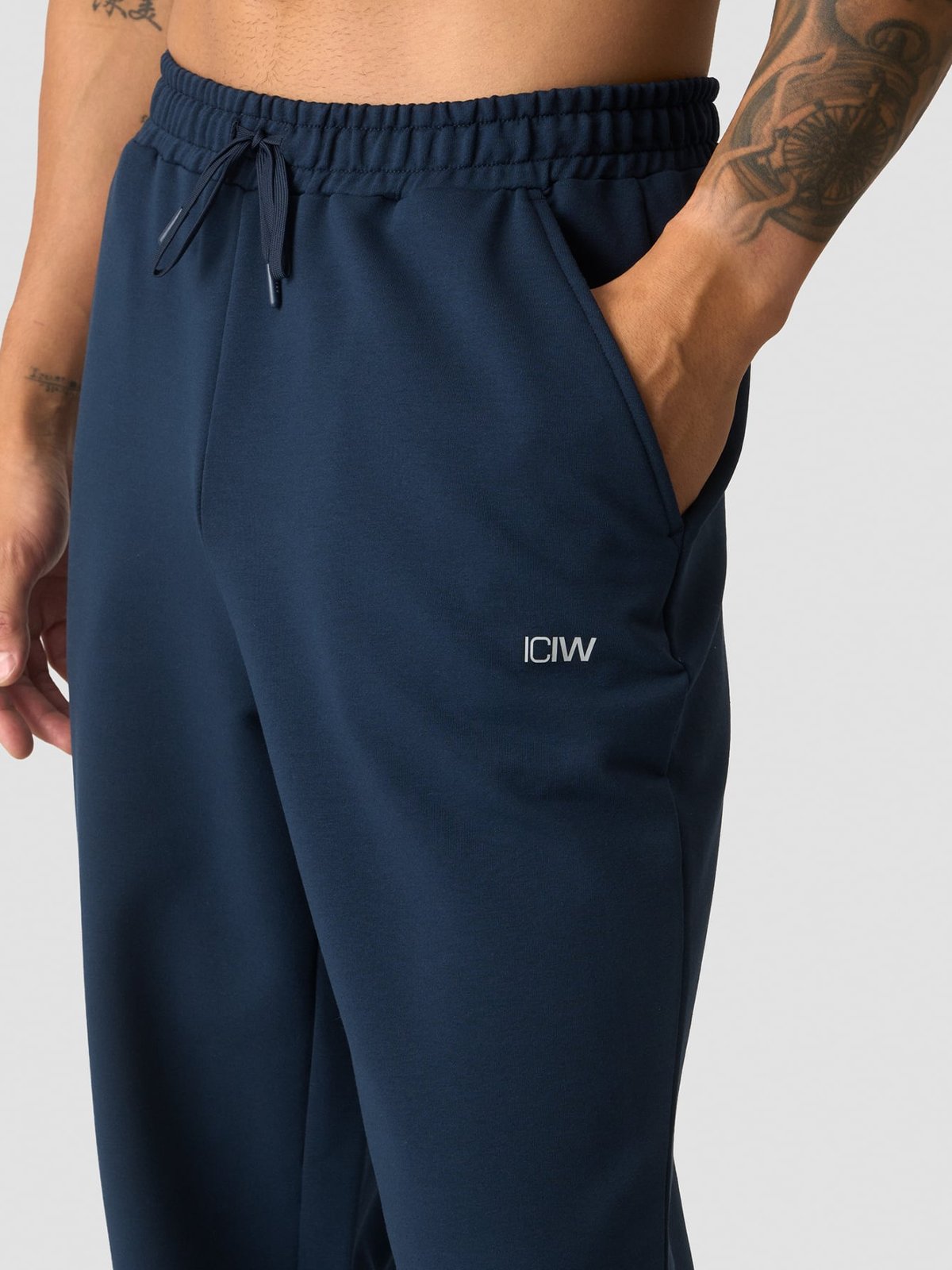 ICIW Stride Straight Leg Sweat Pants Midnight Blue