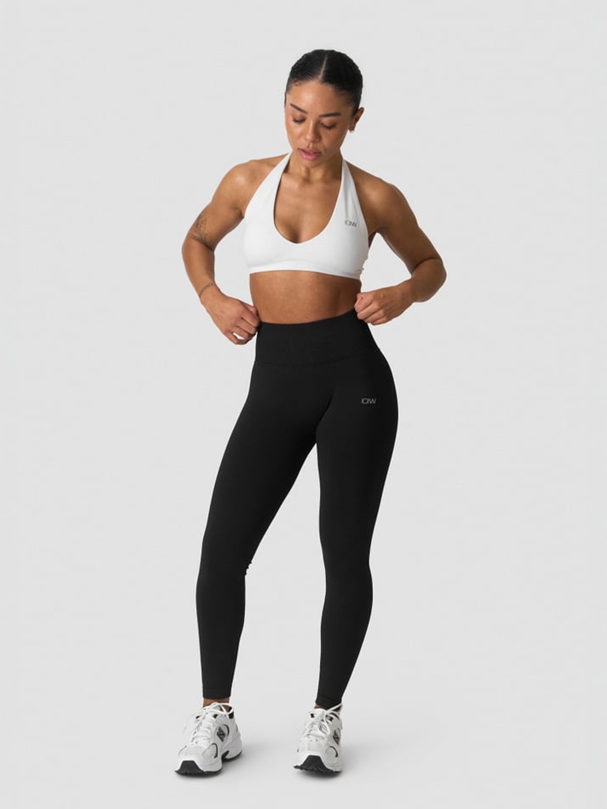 ICIW Define Seamless V-Shape Tights Black