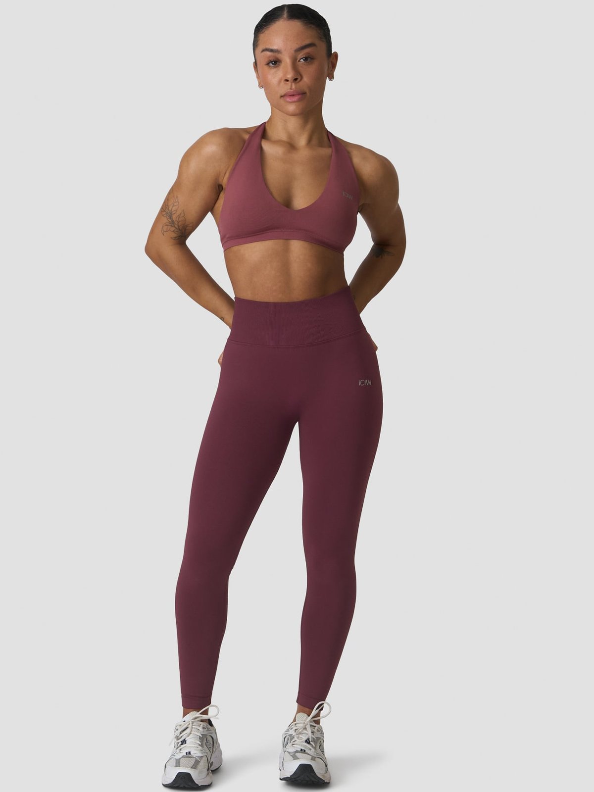 ICIW Define Seamless V-Shape Tights Maroon Red