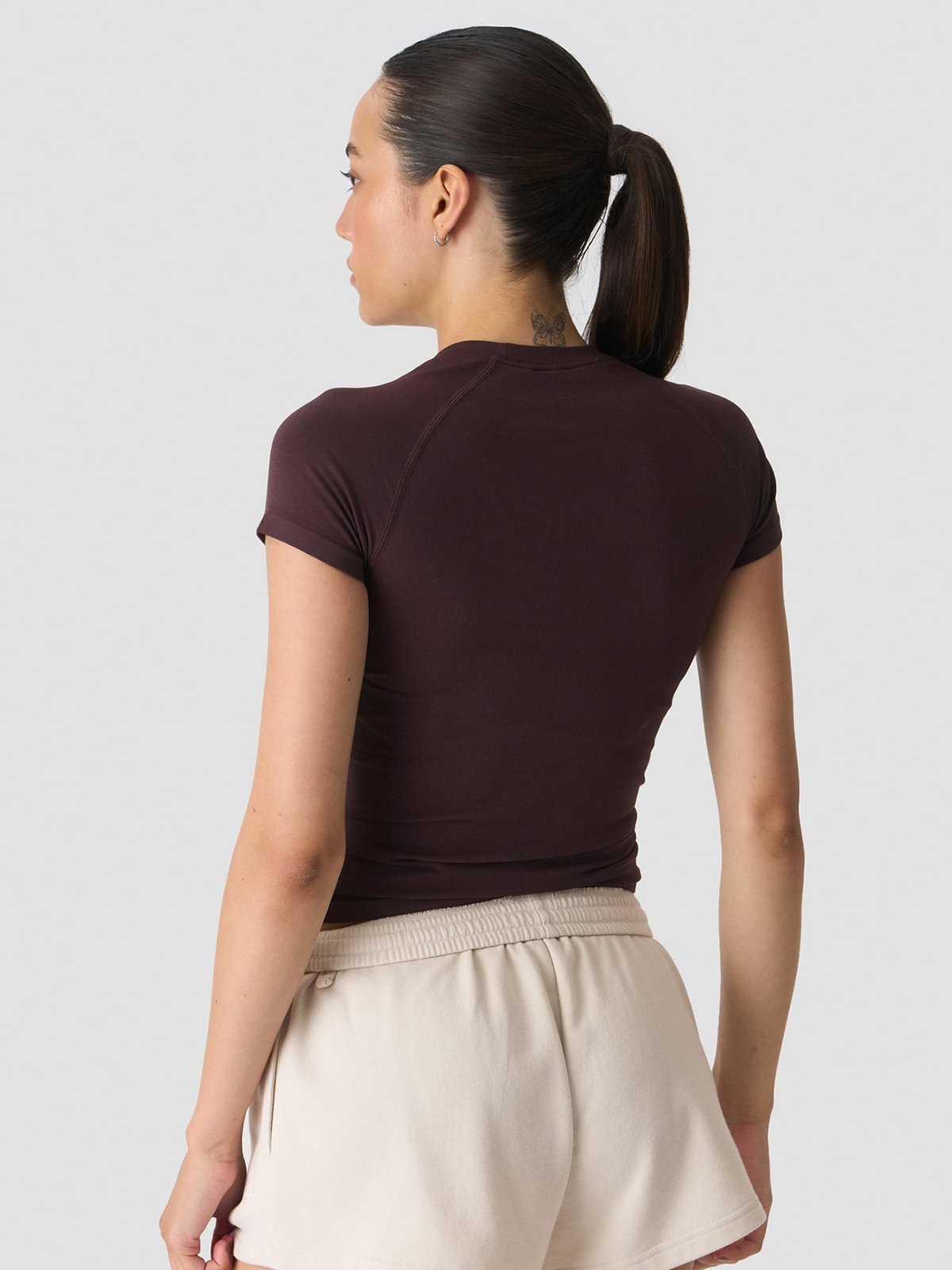 ICIW Smooth Seamless Tee Espresso