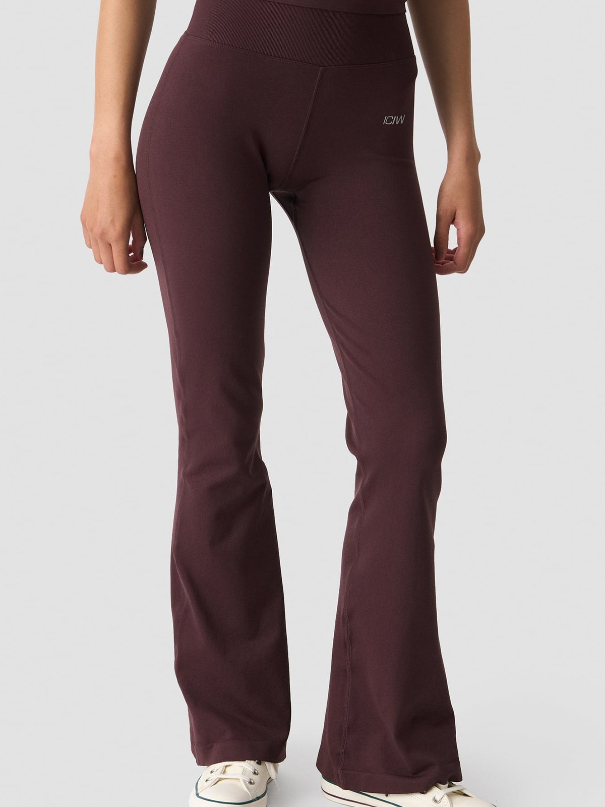 ICIW Smooth Seamless Flared Tights Espresso