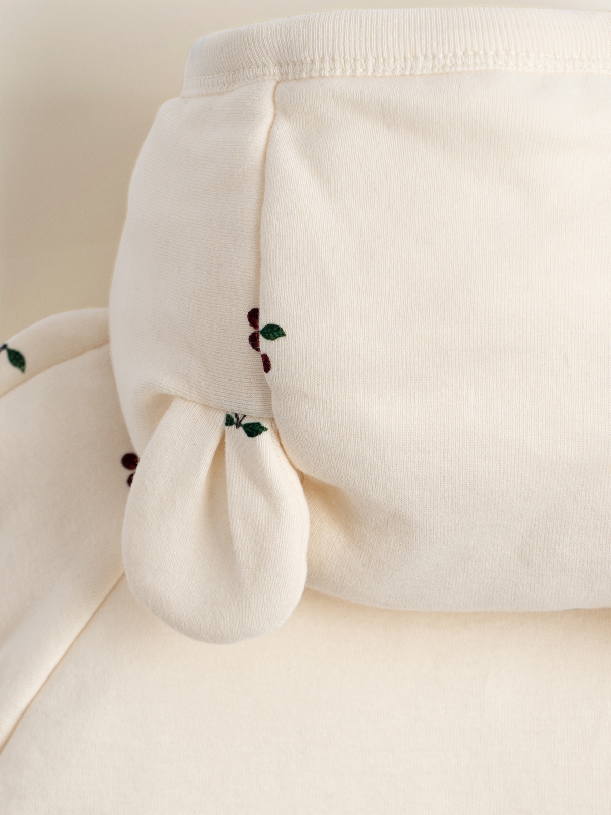 Konges Sløjd Newborn Onesie with Hood Cherry