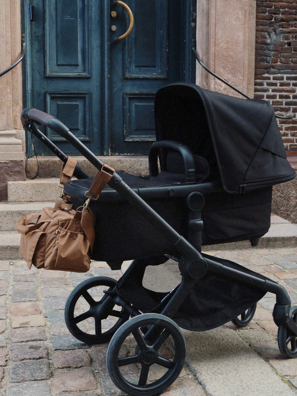Konges Sløjd All You Need Mini Bag Walnut