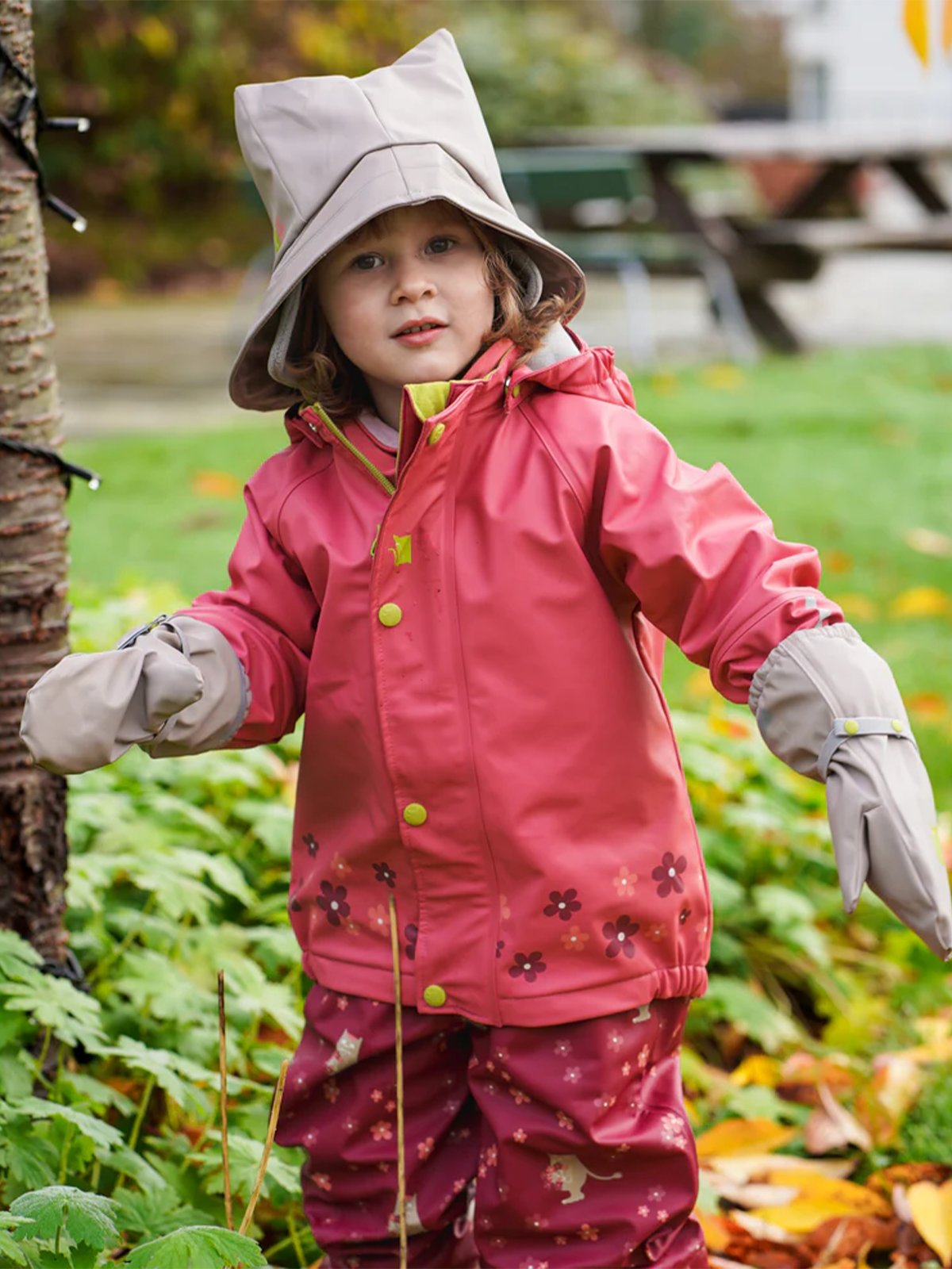 Kattnakken Regnsett Plask Raudkløver