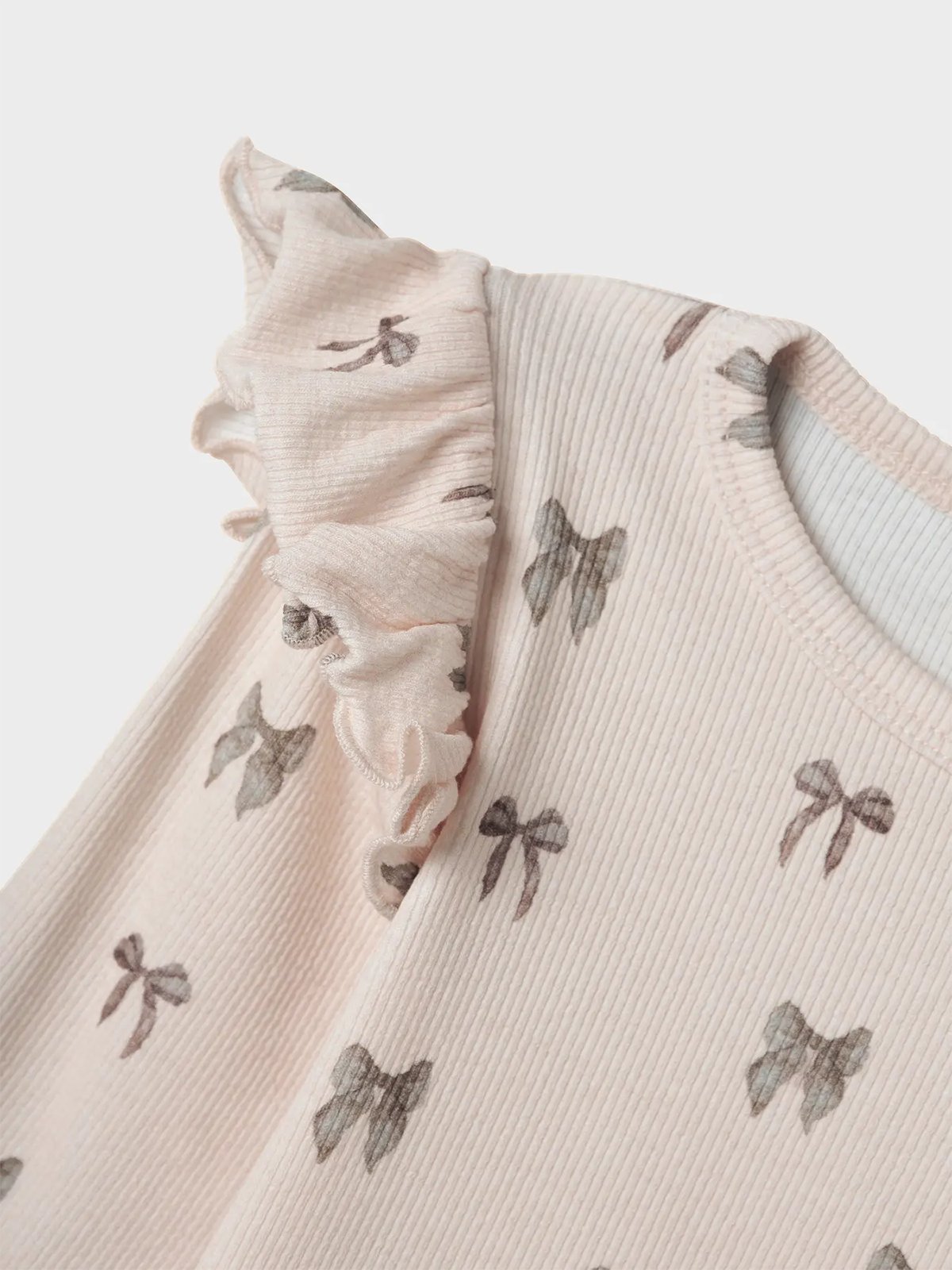 Lil- Atelier Gavo Eko Long Sleeve Slim Top Silver Peony BOW