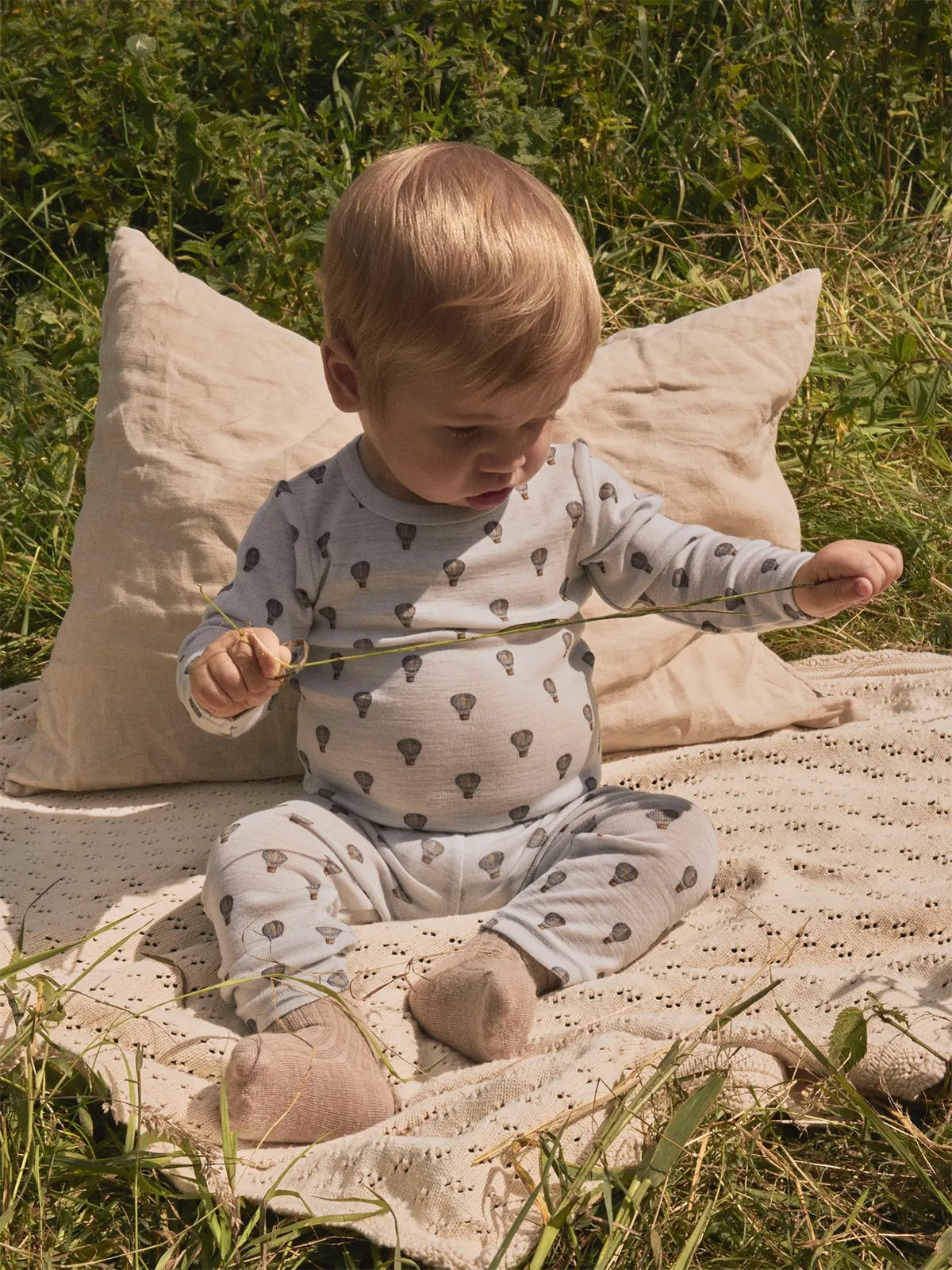 Lil' Atelier Noel Nor Wool Long Sleeve Slim Body Oyster Mushroom Air Balloon