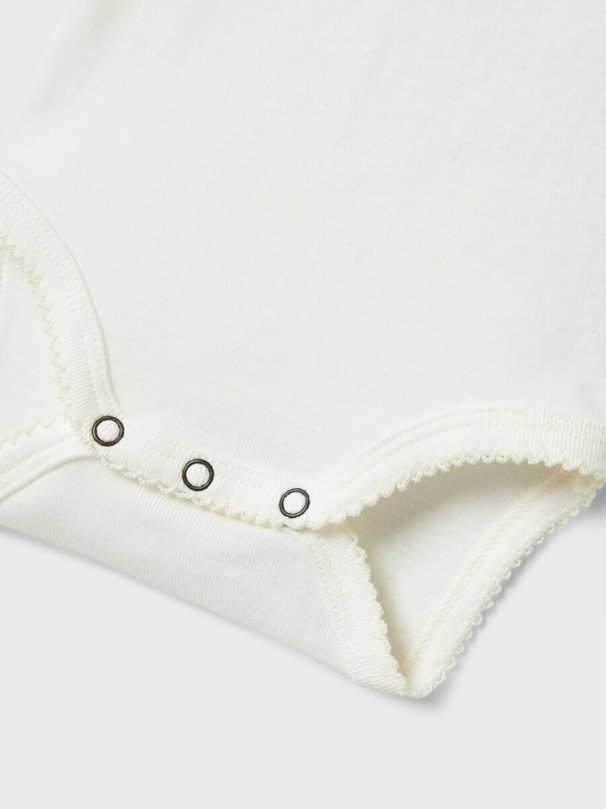 Lil- Atelier Lalo Tem Short Sleeve Slim Body Beige