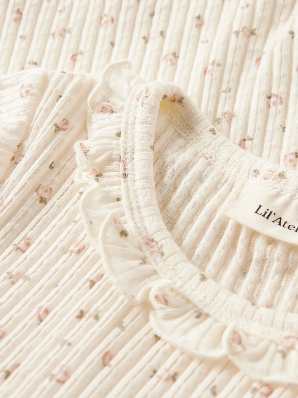 Lil- Atelier Hulla Hua Short Sleeve Slim Top Coconut Milk