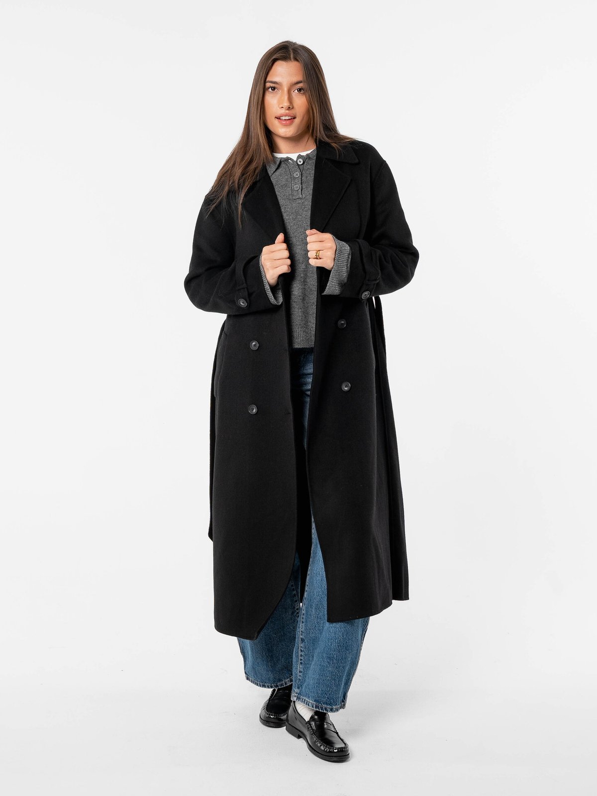 Løøv Elm Long Coat Black